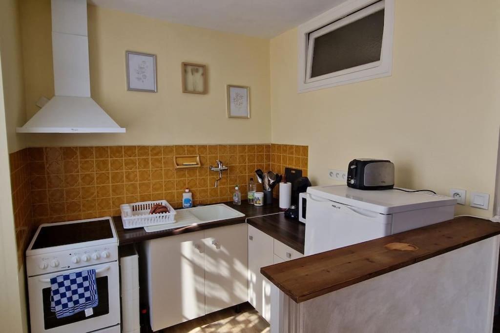 Appartement Dans Maison De Ville - 4 Personnes Oloron-Sainte-Marie Bagian luar foto