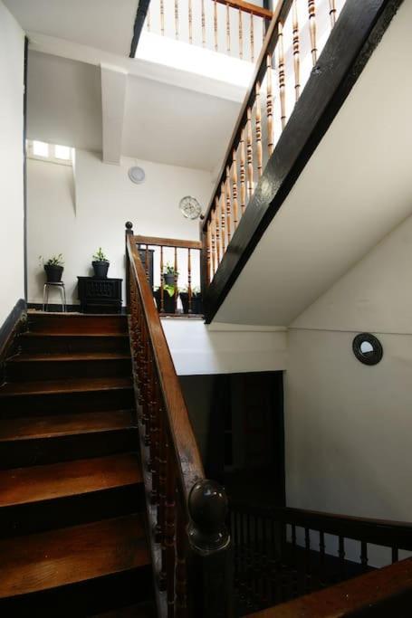 Appartement Dans Maison De Ville - 4 Personnes Oloron-Sainte-Marie Bagian luar foto