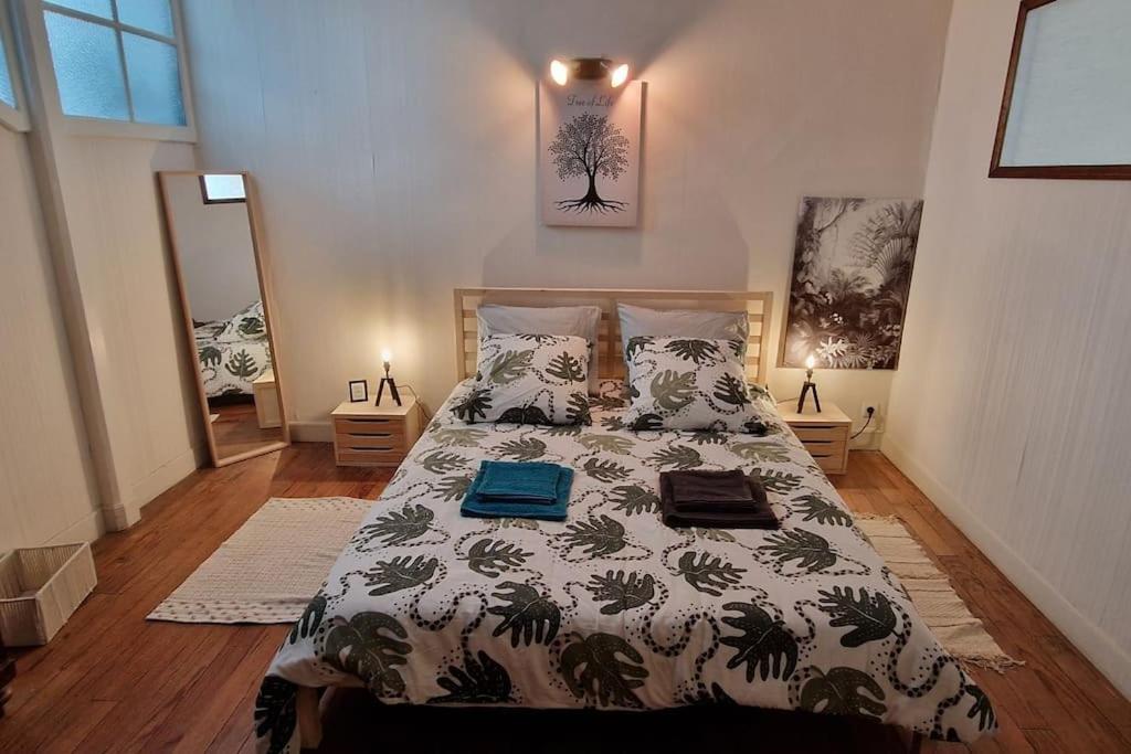 Appartement Dans Maison De Ville - 4 Personnes Oloron-Sainte-Marie Bagian luar foto